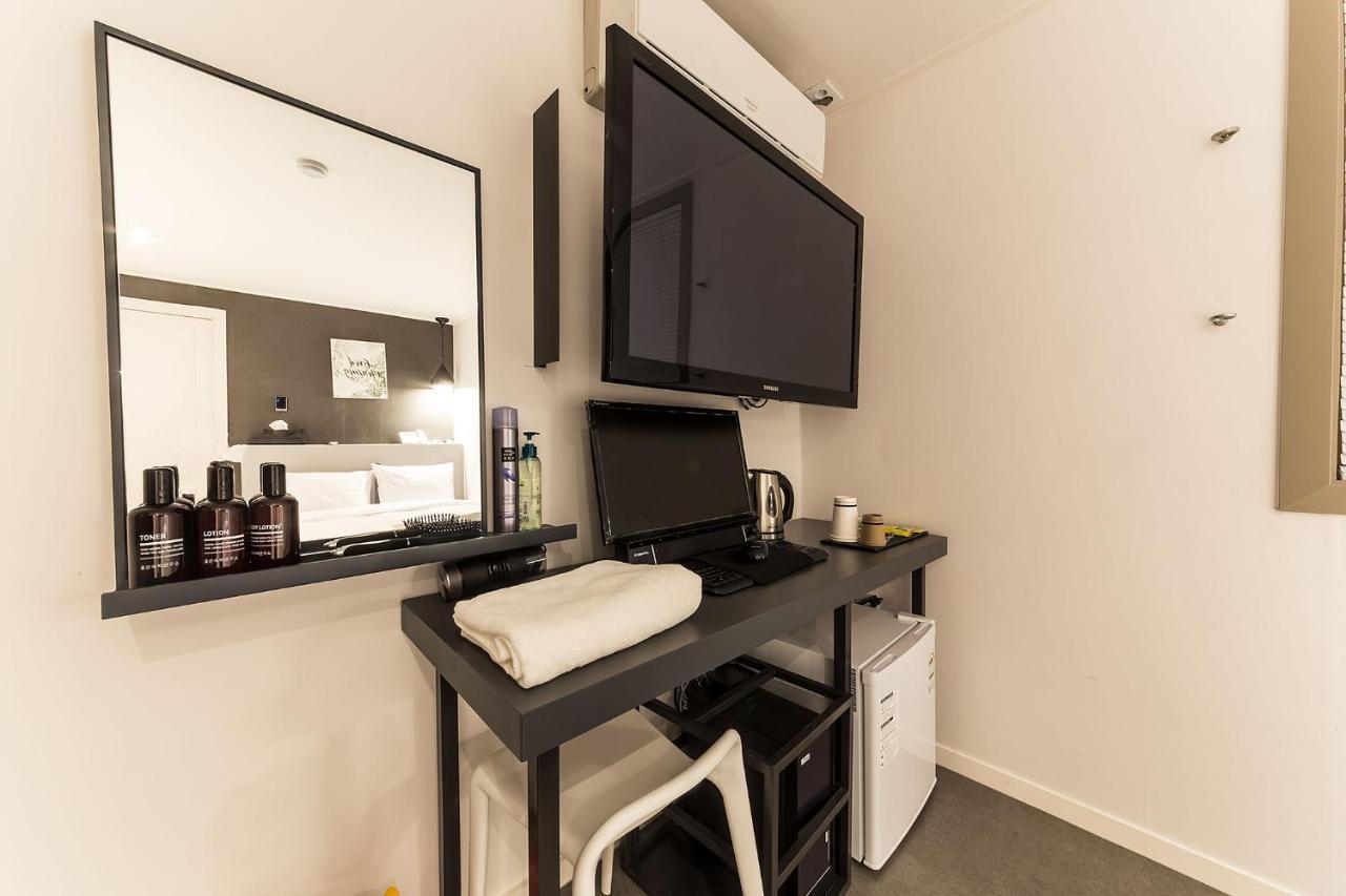סאונגנאם Hotel Yam Sinheung Station מראה חיצוני תמונה
